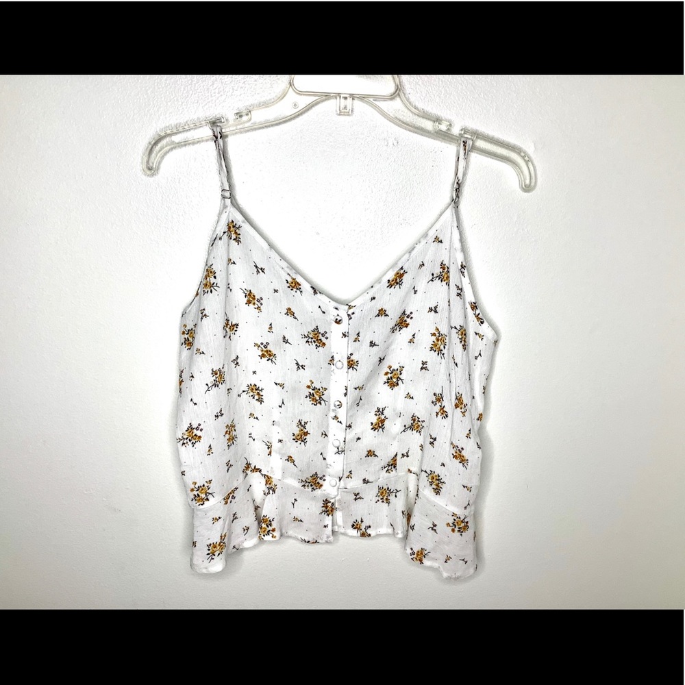< MOD Dainty Floral Tank Top >